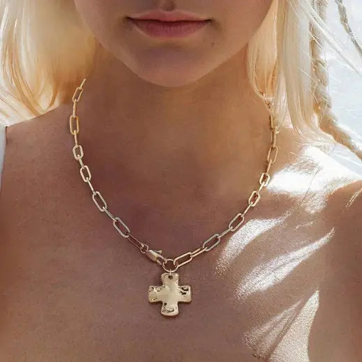 Hammered Cross Front Toggle