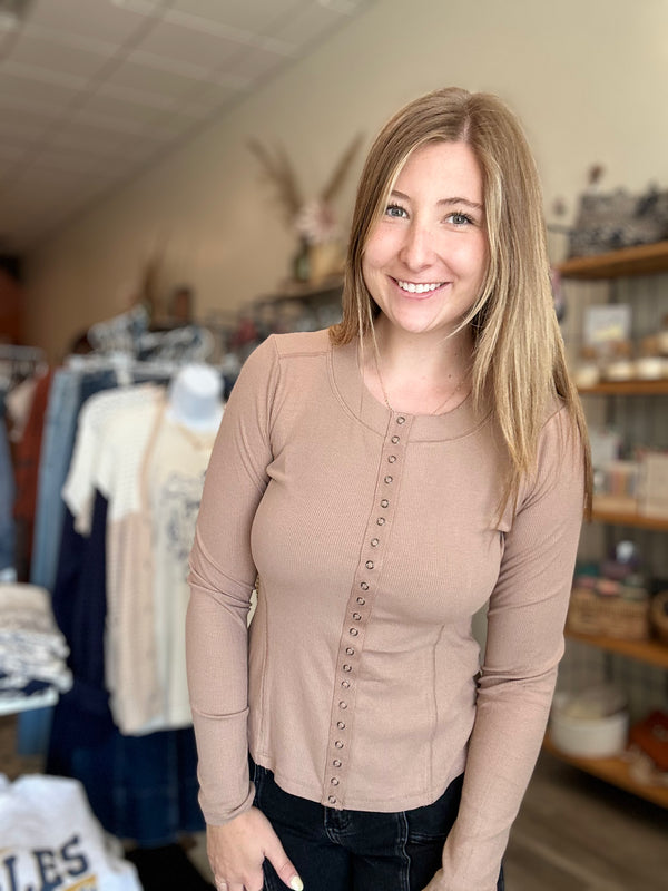 Lola Top-Doe & Rae-R3vel Threads, Women's Fashion Boutique, Located in Hudsonville, Michigan