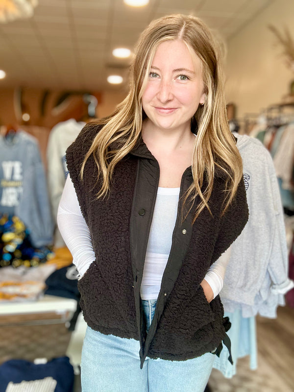 Brynn Sherpa Vest-Zenana-R3vel Threads, Women's Fashion Boutique, Located in Hudsonville, Michigan