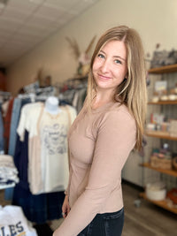 Lola Top-Doe & Rae-R3vel Threads, Women's Fashion Boutique, Located in Hudsonville, Michigan