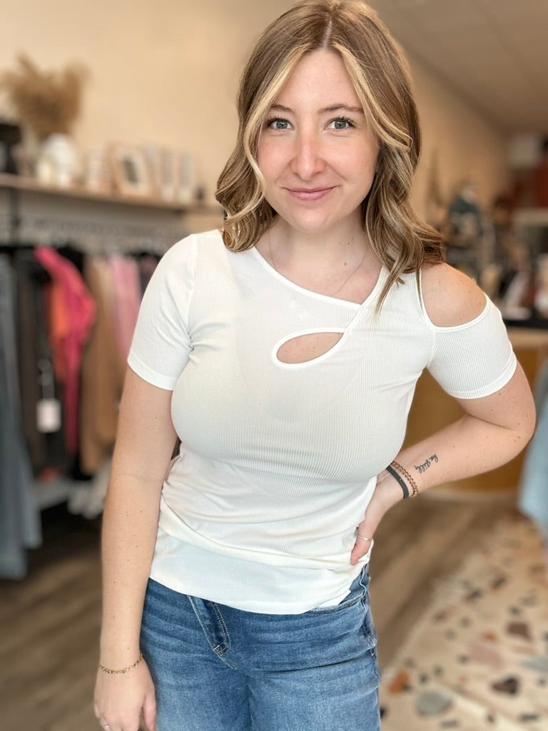 Leah Top-Doe & Rae-R3vel Threads, Women's Fashion Boutique, Located in Hudsonville, Michigan