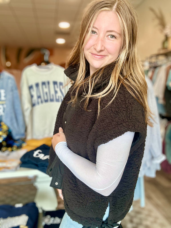 Brynn Sherpa Vest-Zenana-R3vel Threads, Women's Fashion Boutique, Located in Hudsonville, Michigan
