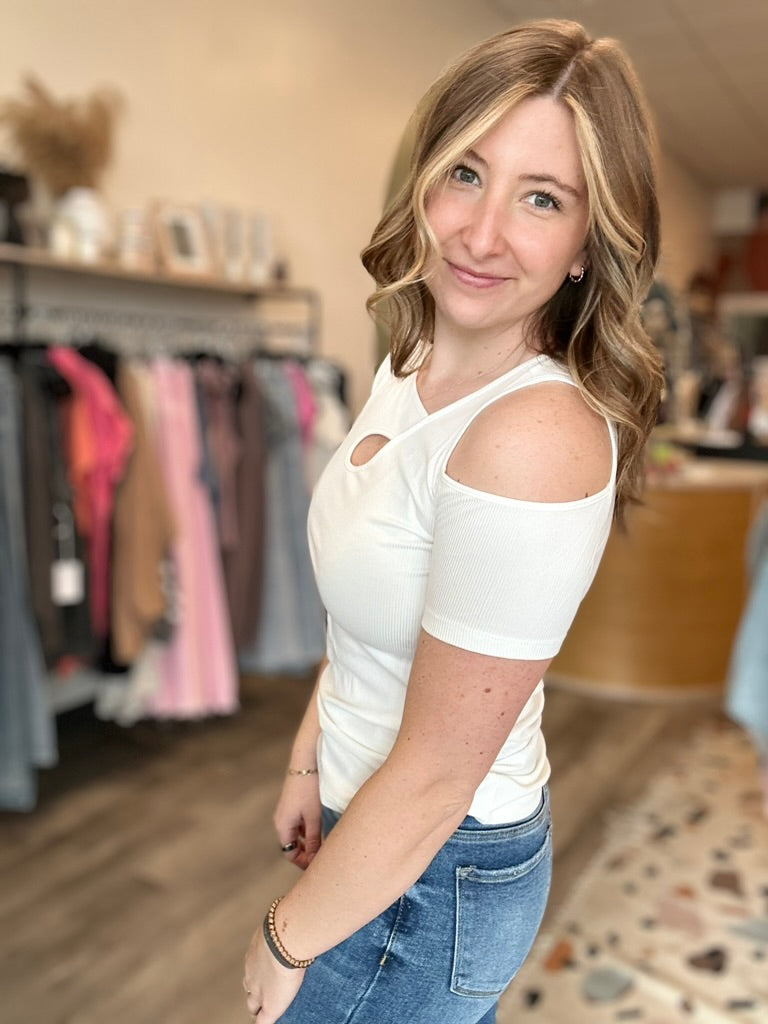 Leah Top-Doe & Rae-R3vel Threads, Women's Fashion Boutique, Located in Hudsonville, Michigan