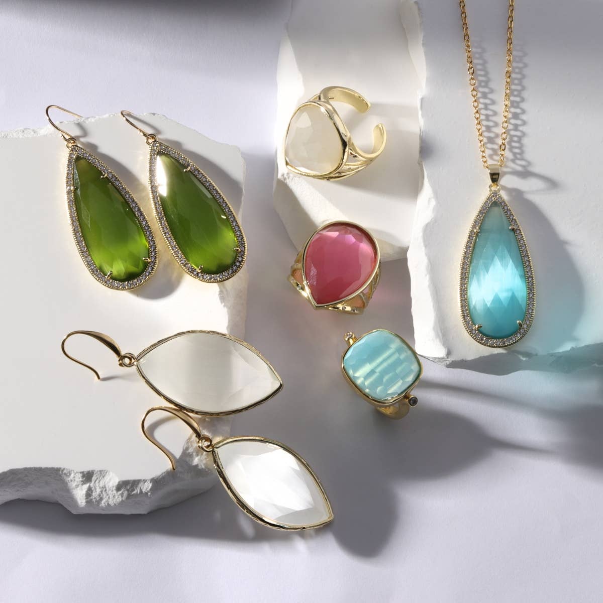 Jordan Earring-Splendid Iris-R3vel Threads, Women's Fashion Boutique, Located in Hudsonville, Michigan
